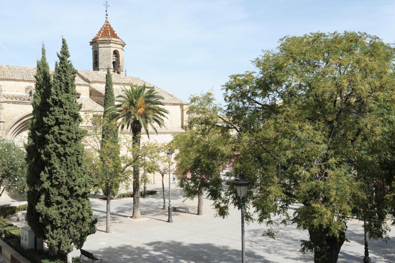 Vivienda Turistica Yamaries Hotel Úbeda Екстериор снимка
