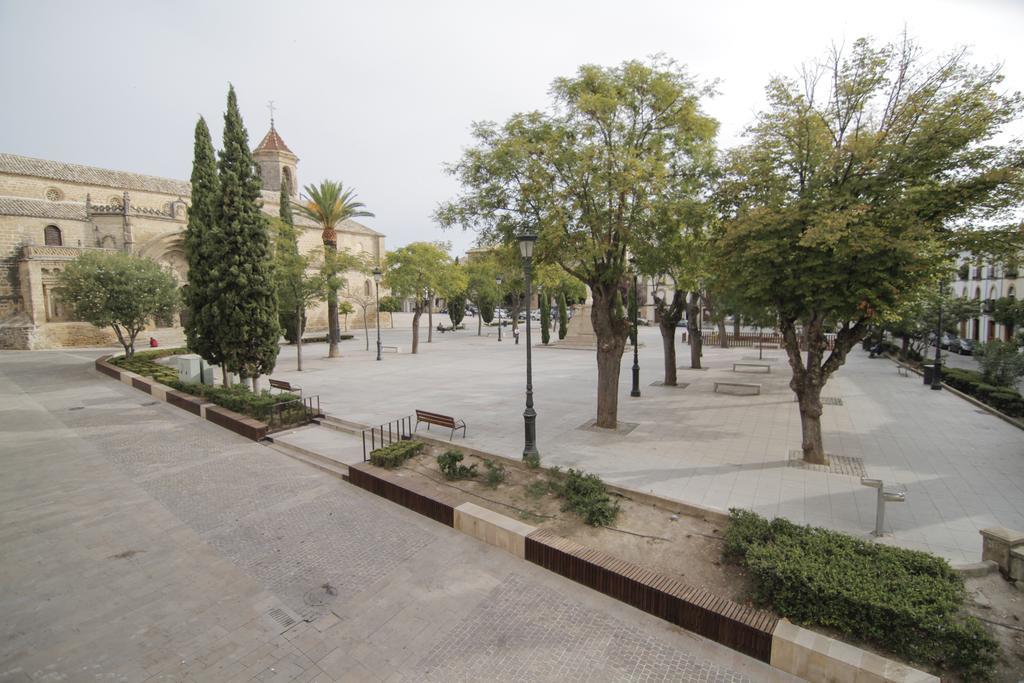 Vivienda Turistica Yamaries Hotel Úbeda Екстериор снимка