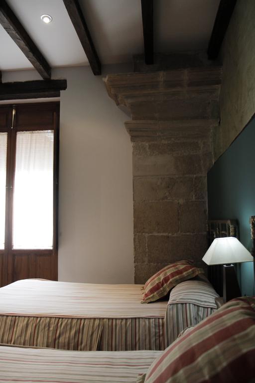 Vivienda Turistica Yamaries Hotel Úbeda Екстериор снимка